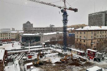 Связанные с Дерипаской и Карелиным компании оспорили торги по участку в центре Новосибирска